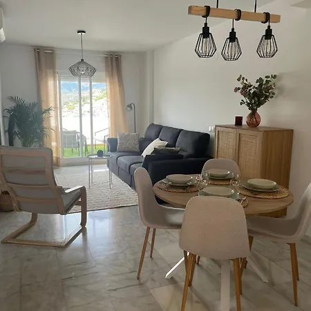 Apartment Con Piscina Y Vistas - *